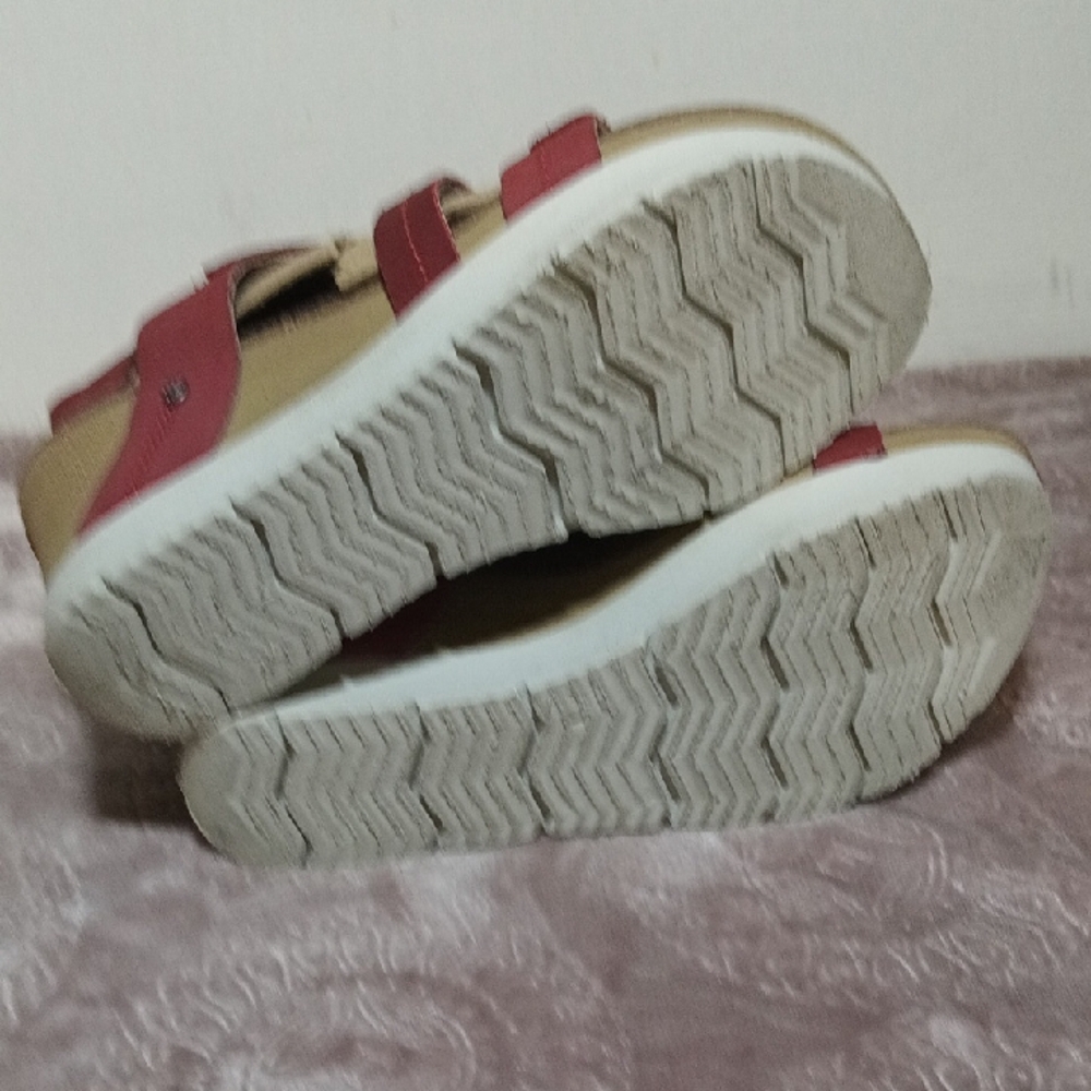 OTBT Burgundy Strappy Sandals - Picture 7 of 9